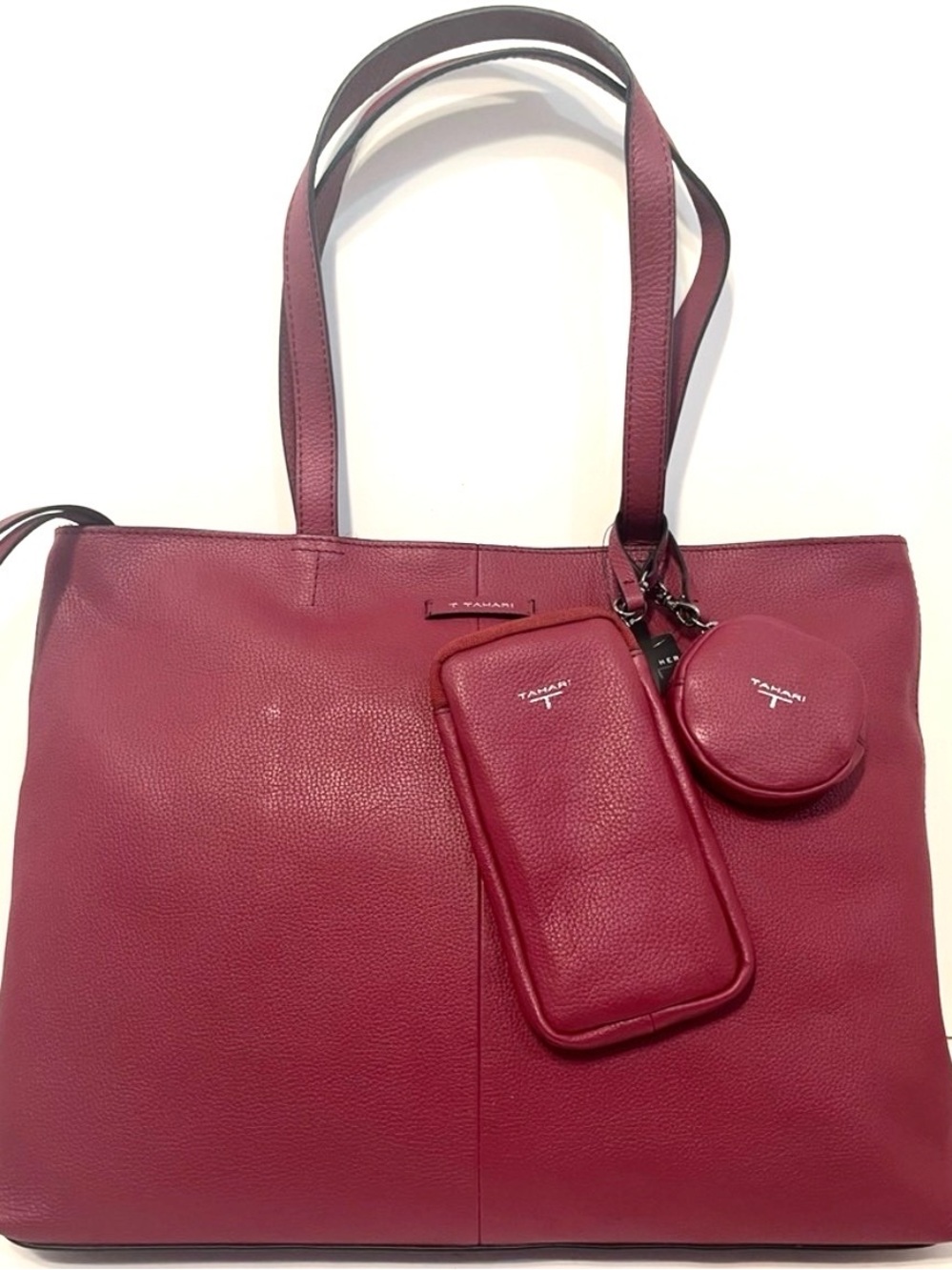 T TAHARI Leather Large Travel Weekend METRO TOTE in Bloodstone